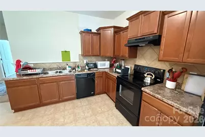 7736 Ponderosa Lane, Charlotte, NC 28215 - Photo 18