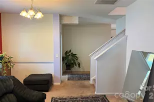 7736 Ponderosa Ln, Charlotte, NC 28215 - Photo 2