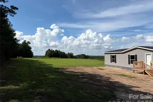 816 Hough St, Mount Croghan, SC 29727 - Photo 2