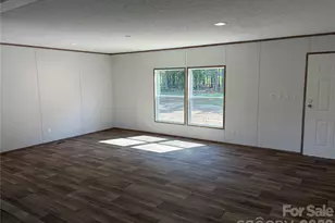 816 Hough St, Mount Croghan, SC 29727 - Photo 6