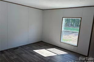 816 Hough St, Mount Croghan, SC 29727 - Photo 20