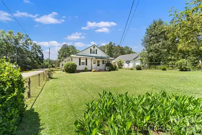 665 Cherry Street, Wadesboro, NC 28170 - Photo 2