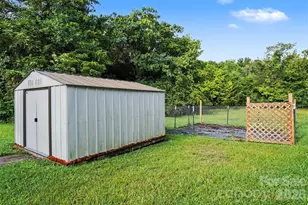 429 Castlewood Cir, Rock Hill, SC 29730 - Photo 36