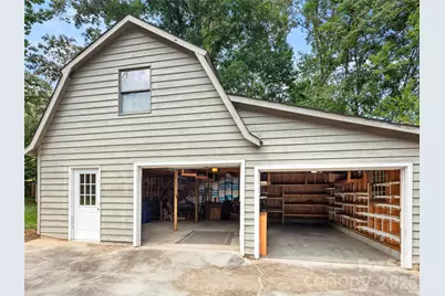 8 English Place, Candler, NC 28715 - Photo 28
