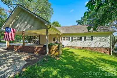 1005 Jackson Road, Fort Lawn, SC 29714 - Photo 2