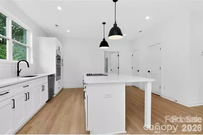 2716 Baltimore Avenue, Charlotte, NC 28203 - Photo 12