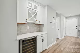9817 Emerald Point Dr, Charlotte, NC 28278 - Photo 8