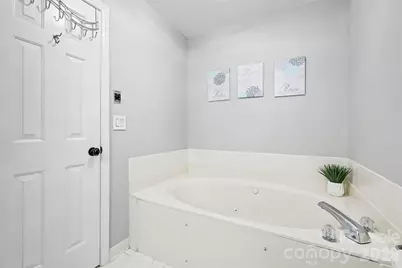 9817 Emerald Point Drive #Unit 10, Charlotte, NC 28278 - Photo 32