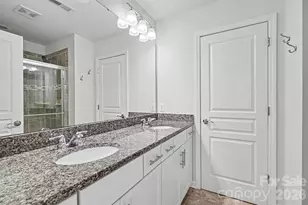 2447 Diplomat Ln, Charlotte, NC 28210 - Photo 16