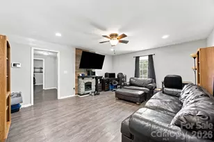 105 Park St, Clover, SC 29710 - Photo 4
