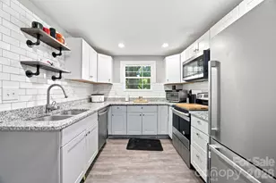 105 Park St, Clover, SC 29710 - Photo 10