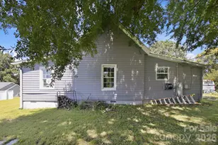 105 Park St, Clover, SC 29710 - Photo 24