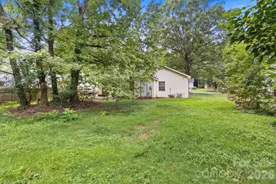 615 Pennwood Lane, Charlotte, NC 28215 - Photo 4