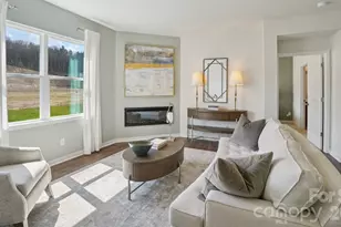 73 Laurel Pointe Dr, Waynesville, NC 28785 - Photo 8
