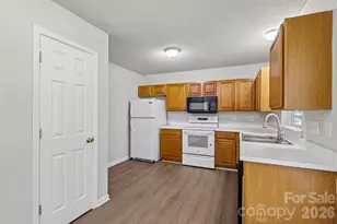 3611 Maggie Laney Dr, Charlotte, NC 28216 - Photo 12