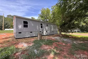 34 S Gaither Ave, Newton, NC 28658 - Photo 2