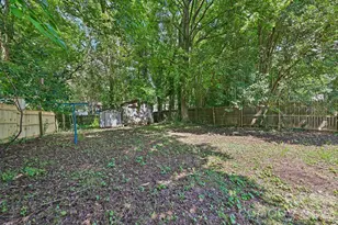 2664 Old Steele Creek Rd, Charlotte, NC 28208 - Photo 24