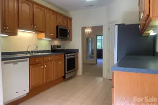 509 26th Ave NE, Hickory, NC 28601 - Photo 10