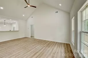 192 Rambler Ln, Blacksburg, SC 29702 - Photo 6
