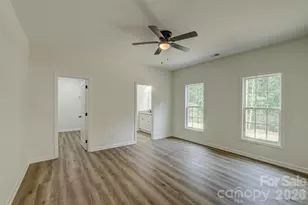 192 Rambler Ln, Blacksburg, SC 29702 - Photo 16