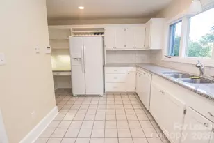 1000 Jefferson Dr, Charlotte, NC 28270 - Photo 10