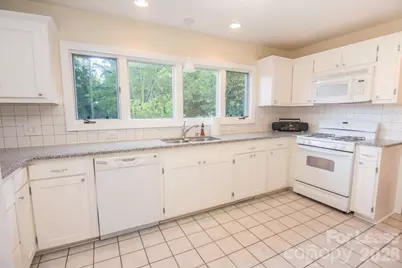 1000 Jefferson Drive, Charlotte, NC 28270 - Photo 8