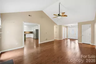 359 Linsbury Ct, Gastonia, NC 28056 - Photo 6