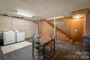 1009 Randolph Cir SE, Lenoir, NC 28645 - Photo 26