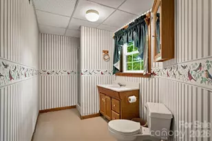 1009 Randolph Cir SE, Lenoir, NC 28645 - Photo 20