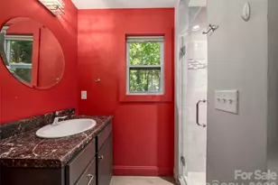 185 Duckworth Ave, Brevard, NC 28712 - Photo 12