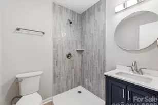 4925 Springview Rd, Charlotte, NC 28213 - Photo 6