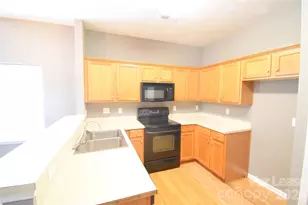 2849 Summergrove Ct, Matthews, NC 28105 - Photo 8