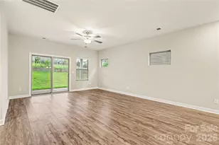 6863 Good News Dr, Charlotte, NC 28215 - Photo 8