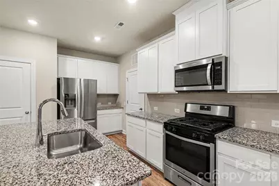 6863 Good News Drive, Charlotte, NC 28215 - Photo 10