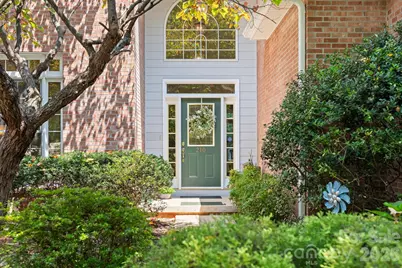 210 Clear Vista Circle, Asheville, NC 28805 - Photo 2