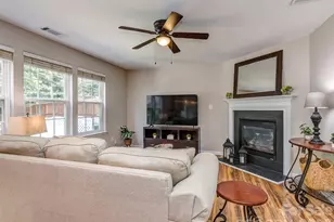 10326 Haddington Dr NW, Charlotte, NC 28269 - Photo 4