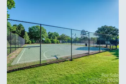 10326 Haddington Drive NW, Charlotte, NC 28269 - Photo 36