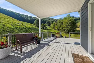 2345 Sugar Camp Rd, Marshall, NC 28753 - Photo 12
