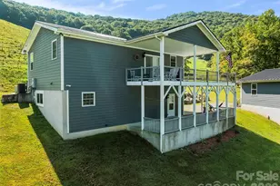 2345 Sugar Camp Rd, Marshall, NC 28753 - Photo 34