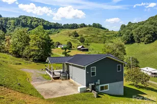 2345 Sugar Camp Rd, Marshall, NC 28753 - Photo 38
