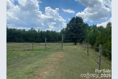 1568 John Smith Road, Columbus, NC 28722 - Photo 2