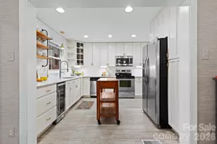4801 Fairheath Rd, Charlotte, NC 28210 - Photo 12