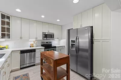 4801 Fairheath Road, Charlotte, NC 28210 - Photo 14