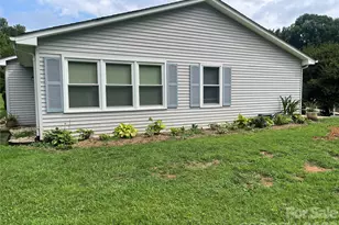 111 Holly Ct, Bostic, NC 28018 - Photo 4