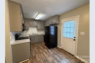 640 Pee Dee Avenue, Albemarle, NC 28001 - Photo 6
