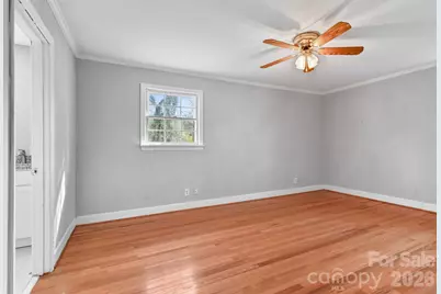 624 Brentwood Court, Winston Salem, NC 27104 - Photo 18