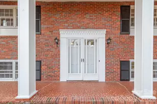 624 Brentwood Ct, Winston Salem, NC 27104 - Photo 1