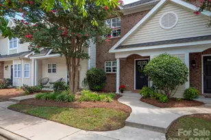 12246 Savannah Garden Dr, Charlotte, NC 28273 - Photo 2