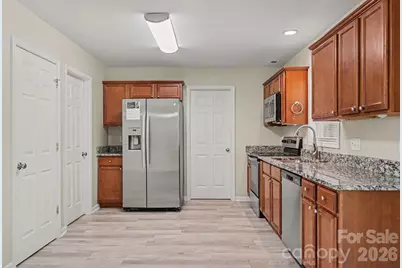 3948 Newhall Drive NW, Conover, NC 28601 - Photo 8