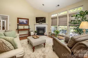 10211 Linksland Dr, Huntersville, NC 28078 - Photo 4